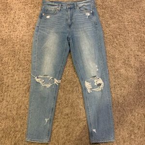 American Eagle Mom Jeans